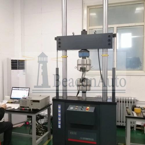 動靜態(tài)高溫疲勞試驗機技術(shù)指標(biāo)