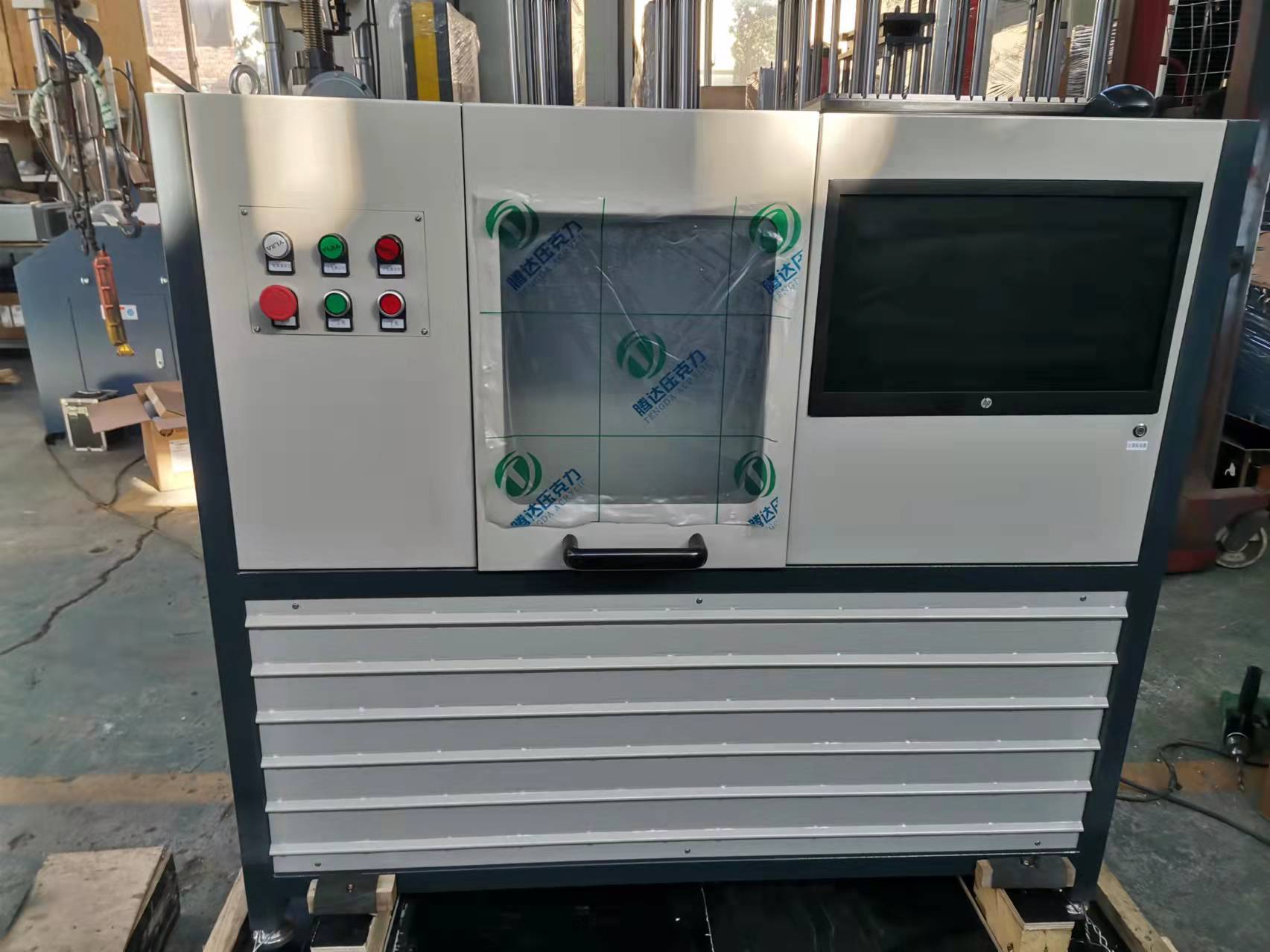 00旋轉(zhuǎn)彎曲試驗(yàn)機(jī) (5).jpg